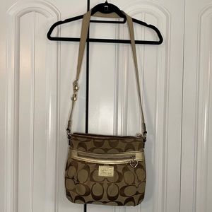 Coach poppy crossbody purse